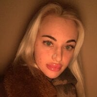 Sabina_Sirop's Avatar Pic