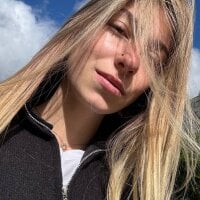 Alexis_Winx webcam model