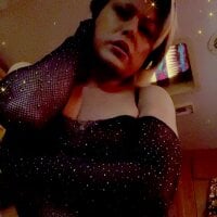 HoneyBdaQueen webcam