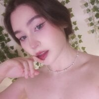 LilytLuu webcam model