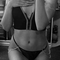 HermineLane's Offline Chat Room