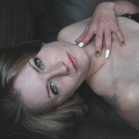 chantalspassion's Offline Chat Room