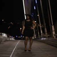 natachaluxure's Offline Chat Room