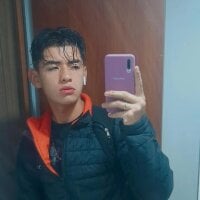 scott_hot669's Offline Chat Room