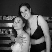 ellieymalala's Offline Chat Room