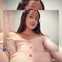 Sofia_101 fully nude on webcam for live porn video chat