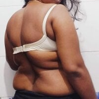 Maha_Tamil's Profile Pic
