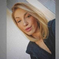 MyaBloomLive Webcam
