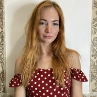 LoraBellucci's Offline Chat Room