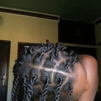 KISAKYEMOREEN19 webcam model