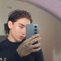 Logan_sixxer webcam