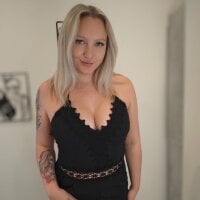 Milas_Dreams_OF webcam model