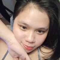 avery_in_paradisexx webcam