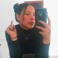 kloeadamsr offline chatrum