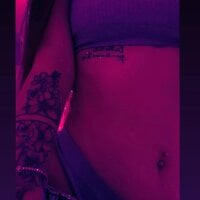 baby_sexret's Offline Chat Room