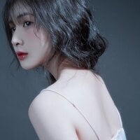 Linda-Ngo's Profile Pic