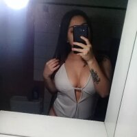 lucy_cam Offline Chatraum