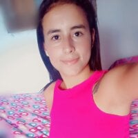 ห้องแชทออฟไลน์ของ CamilaCastellares