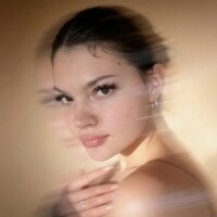 ZaraBloom webcam model