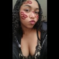 lily_evays_ webcam model
