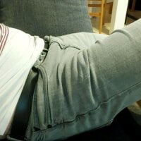 Longidongi420's Offline Chat Room