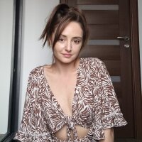 SarahEnon's Offline Chat Room