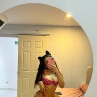 mila_kyhic_ webcam model