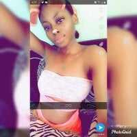 kim_jenner_'s Offline Chat Room