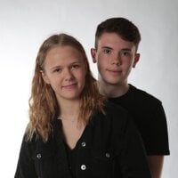 Footcouplexx nude stripping on webcam for live sex video chat  