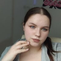 Kitty_Mia_Kitty webcam model