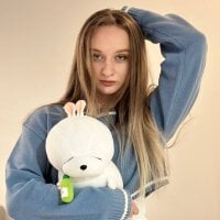 Zoi_doll webcam model