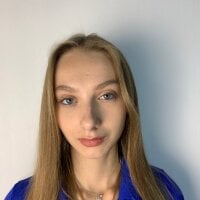 FrancaMeloni's Offline Chat Room