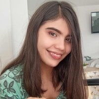 SexyKittyViolet webcam model