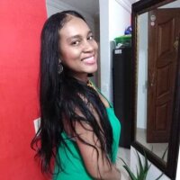 Naomii_22 Cameră chat offline