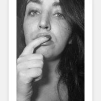 Модель Selena-Selena