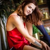 AdrianaBrown's Offline Chat Room