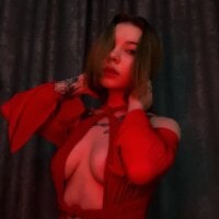 LollyAndTattoo's Offline Chat Room