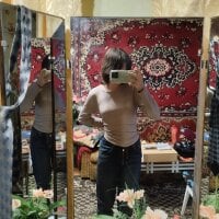 Alyxxxq's Avatar Pic