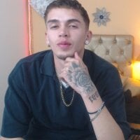 غرفة دردشة sourceof_milk_ دون اتصال