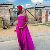 LilPregnantMommyyy webcam model