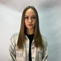 TrishaTate offline chatszobája