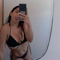 Pinkie_pie71 Chat Room offline