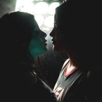 Lilith_and_Khloe webcam