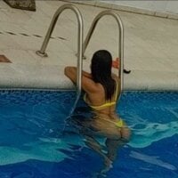 ห้องแชทออฟไลน์ของ morenakhalifa