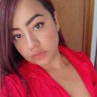 Daniny21 webcam model