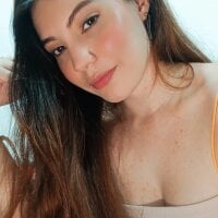 millyforero webcam model