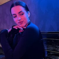 CraveMeRich model avatar