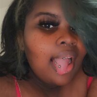 Bbwbraceface's Offline Chat Room