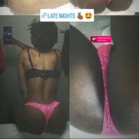 Fine_Darkskin_Icelynn webcam