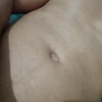 BiauralWitchery webcam